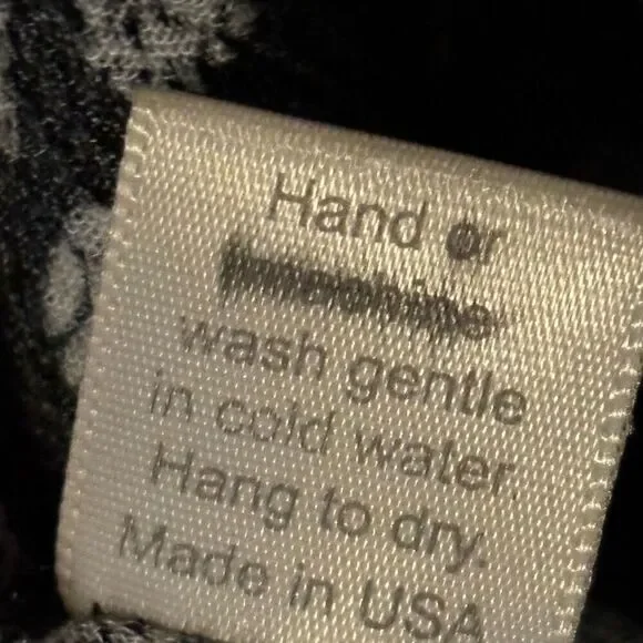 Selga one size black & white paisley tassel ruana open front - Picture 12 of 12